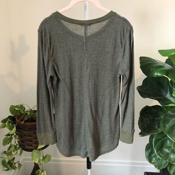 Splendid Emery Ribbed Henley Tee Green Small - Picture 10 of 10
